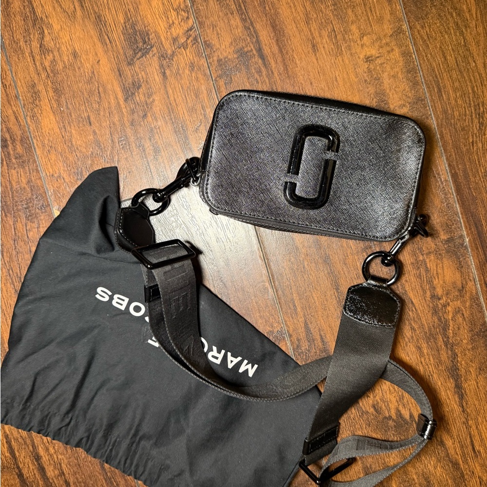 Marc Jacobs Black Snapshot Small Camera Bag with Wide Strap
